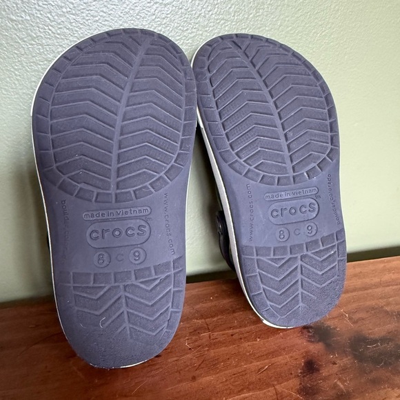 Crocs Classic Slide On Clogs Childs Sz 8 C 9 Unisex Navy With Jibbitz Attached - Picture 4 of 7